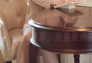 HuaYang花漾 – 朱可儿Flora短裤原图：当风遇上她的短裤，简直要开派对了！