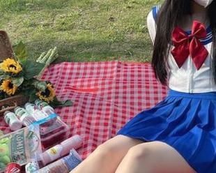 微密圈 – 阳光、黑丝与July芝岚的户外秘密：你绝对想不到的图片资源！