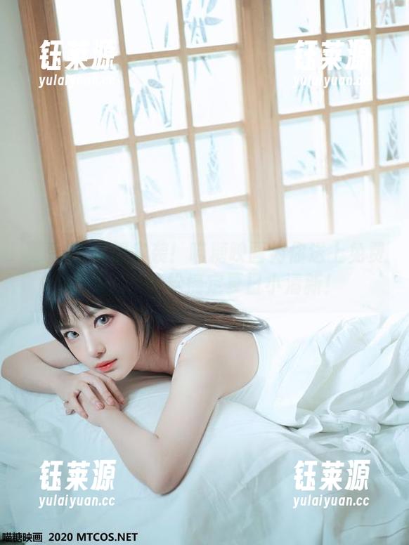 夏季JK制服来袭！喵糖映画为你送上免费的图片，轻松搞定夏日小清新！