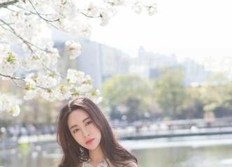 MiStar魅妍社 – 刘奕宁Lynn牛仔裤合集：就算不走秀，也能随风摇曳