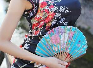 MyGirl美媛馆 – 当王馨瑶遇上白色，全集写真竟然疯狂反转！这才是色彩和幽默的碰撞！