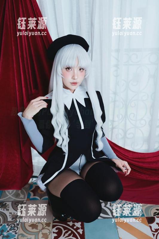 教室里的PuyPuyChan：精选写真，看看你能否‘学到’东西！