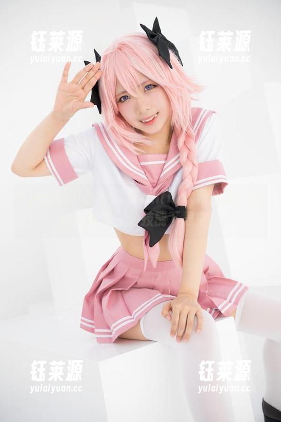 Tomiko(とみこ)Fantia水着合集：迎接游泳季，新技能下载中！