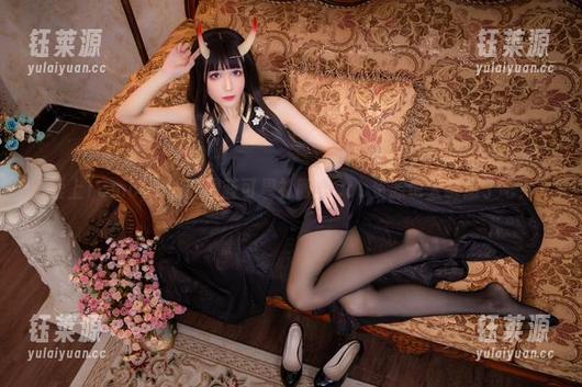 爱上Tomoyo酱的碧蓝可畏礼服，cos资源也太诱惑了吧？
