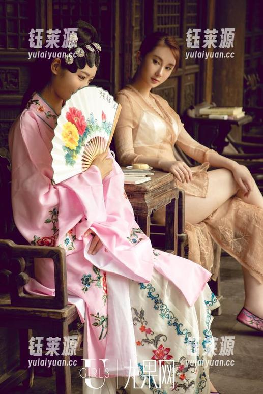 UGirls尤果网 - 精选才可儿的奇妙旅拍写真集：那些柔和的光线与阴影