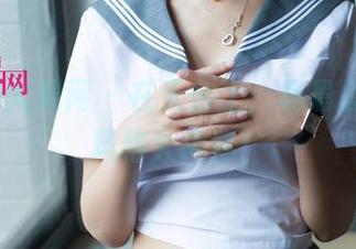 UGirls尤果网 – 在天台上，杨晨晨的写真风格大揭秘！