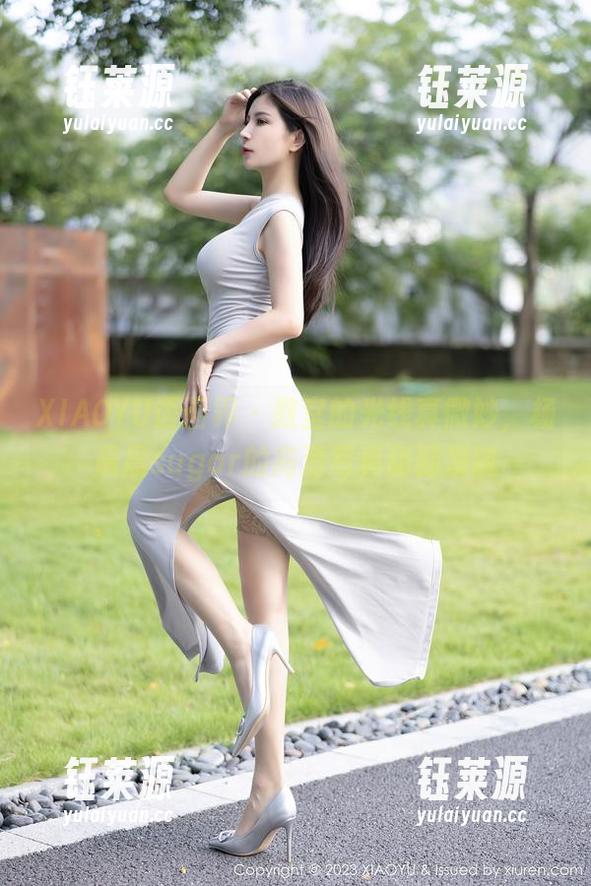 XIAOYU语画界 - 教室的光线真微妙，杨晨晨sugar的高清写真甜到发腻