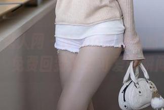 Xiuren秀人网 – Nono酱姐姐的写真时光机：免费回到那些可爱的瞬间！