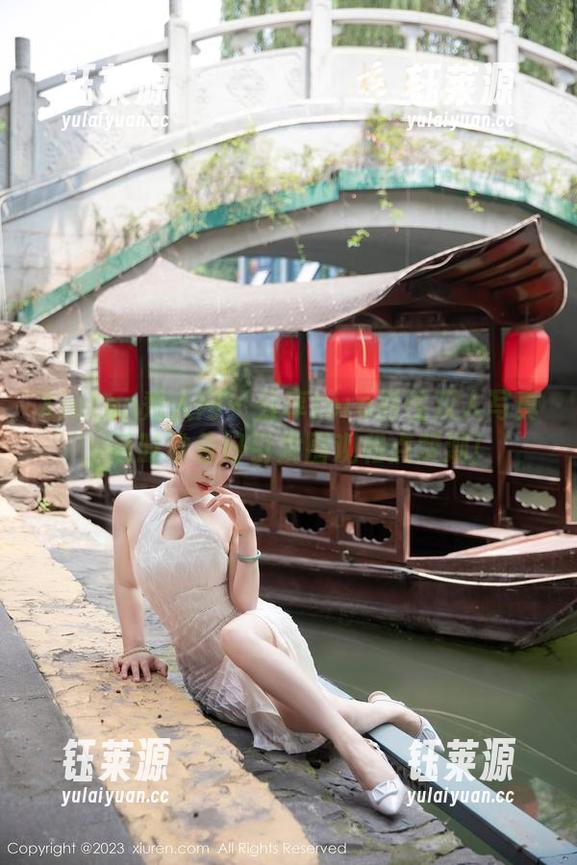 Xiuren秀人网 - 分享toro羽住双人写真，随时准备好引发围观和点赞潮！