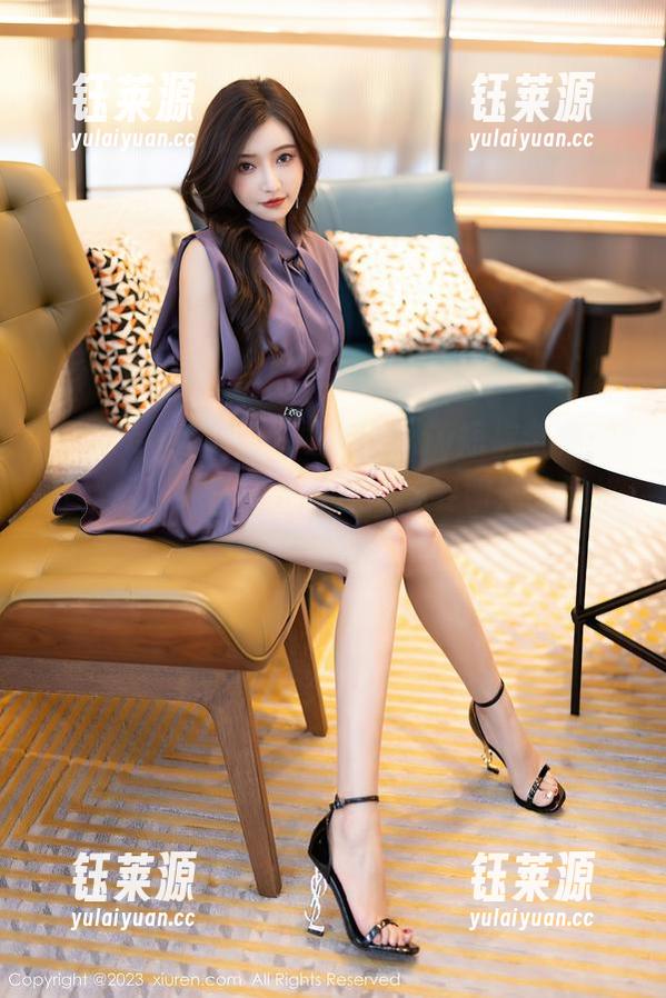 Xiuren秀人网 - 娜娜baby短裤全集：下载后，或许你会有冲动想要朝她的风格挑战！