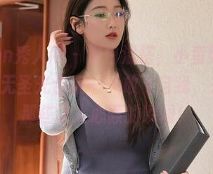 Xiuren秀人网 – 黑白混搭，小蛮妖yummy的无圣光合集——放飞自我，来感受那些让人心颤的瞬间！