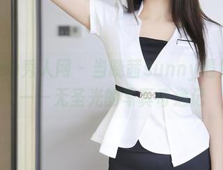 Xiuren秀人网 – 当晓茜sunny遇见泳池——无圣光的写真奇遇记