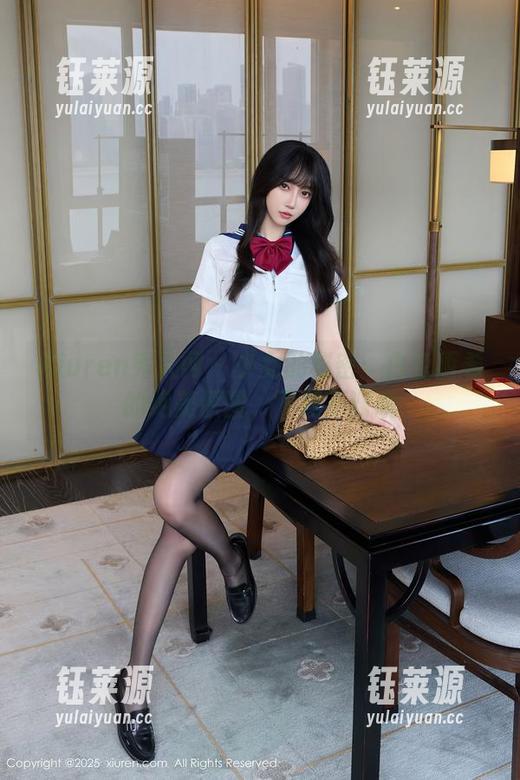 Xiuren秀人网 - 少女的秘密：白兔西希的绝美原图，下载不谢哦