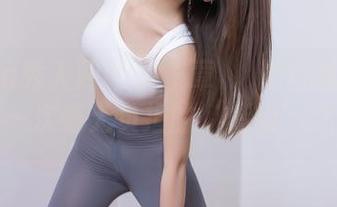 Xiuren秀人网 – 解锁章芃芃的白丝图包分享，来一次毫无负担的‘悄悄’之旅吧！