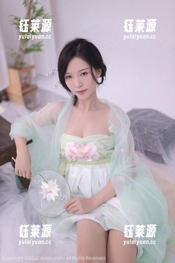 Xiuren秀人网-草莓zz Xiuren秀人网 - 草莓zz夏日高清图集——带你感受光影下的小秘密!