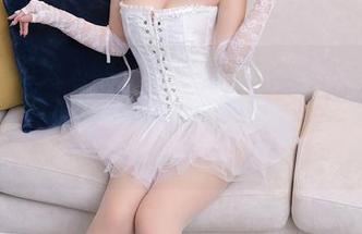 Xiuren秀人网 – 顾乔楠Cora的水手服图集：抽象派的海洋，现实派的我，真是太有趣了！