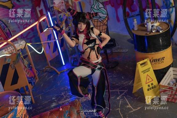 Yiko湿润兔新作！裤里丝图包中的秘密要怎么解锁呢？