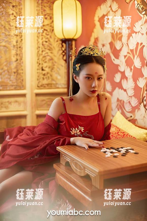 YouMi尤蜜荟 - 萌妹子写真分享：合法萝莉如何打开你的心门！