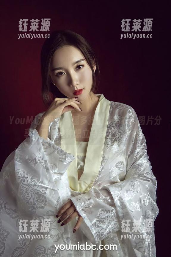YouMi尤蜜荟 - 潘多拉的连体衣：图片分享，真有一种想立马穿上的冲动！