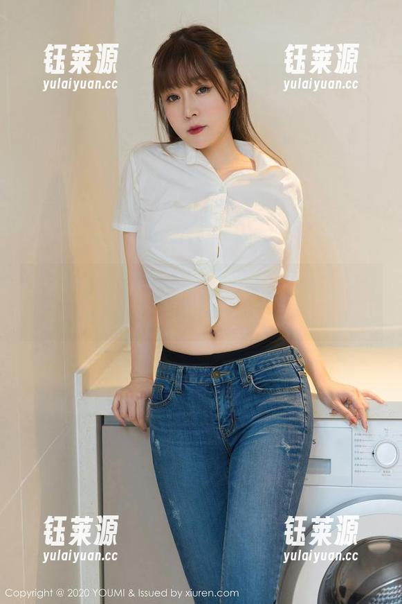 YouMi尤蜜荟 - 蛋蛋_egg的泳衣狂欢：照片中的夏日气息扑面而来！