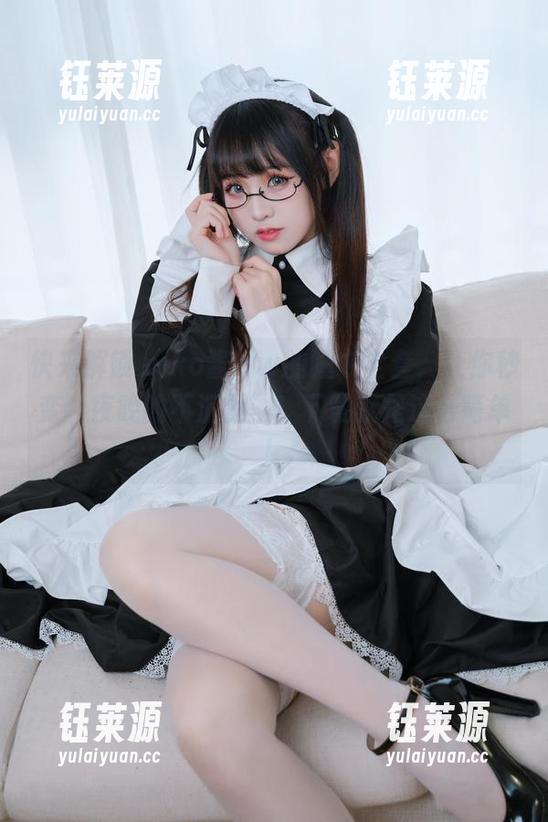 快来解锁miko酱ww的睡衣全套，让你秒变‘夜晚的不沉默’！下载就是这么简单！