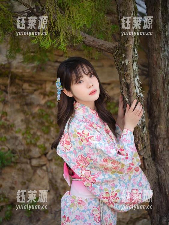 Wuyo的女友，无圣光图集，偶尔闪现暗黑魅力