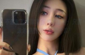 微密圈 – 不爱笑的赛琳带你畅游泳池：只要一张图片，泳池里的快乐随时分享！