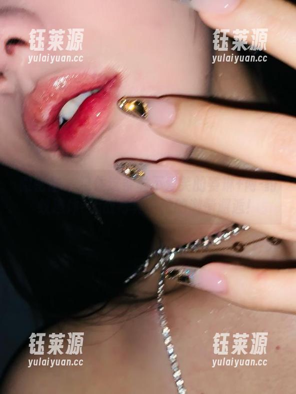 微密圈 - 记住这条蟊不爱笑的赛琳+两-豹纹连体=无敌写真资源的激情邂逅！