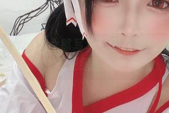 佳佳好难啊兔女郎写真：图集中的点滴俏皮缱绻