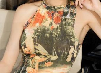 克拉女神 – 芊芊的粉桃女友全套原图！你别说，我有点夸张了，但是真好看