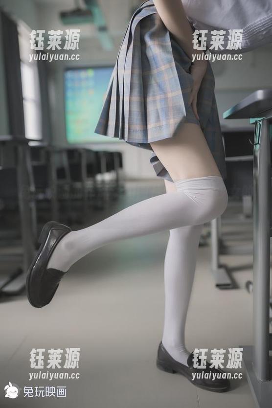 兔玩映画的作品：用图片记录猫与少女的奇妙世界