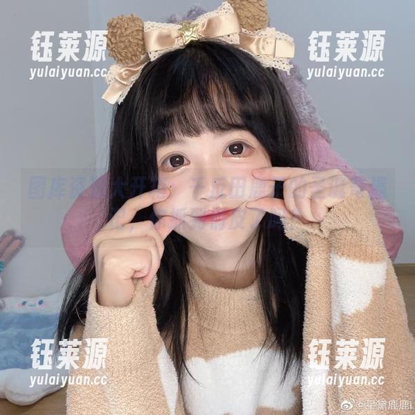 千反田鹿子 图库资源大开箱:千反田鹿子的圣诞奇遇记,你抓到俏皮了吗?