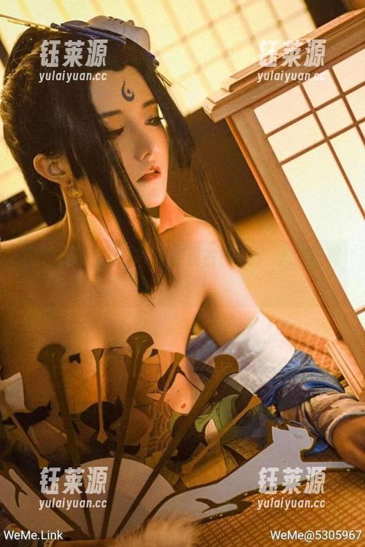 古阿扎 微密圈 - 换个角度看看古阿扎:泳装写真大揭秘!