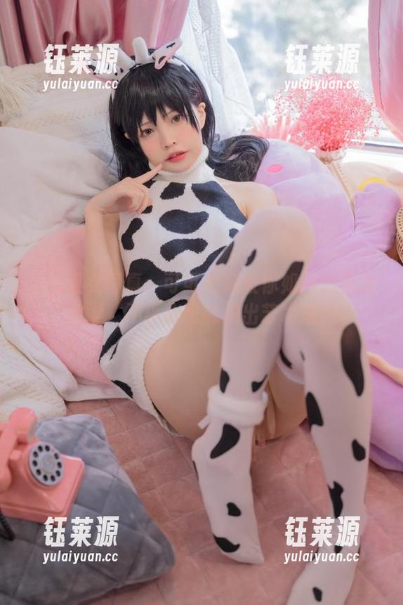 入浴巫女写真：可可老师教你如何优雅地泡澡，不小心也能拍出艺术感！
