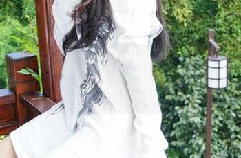 嗲囡囡 – 写真界的黑丝女王：田冰冰的图库大揭秘！