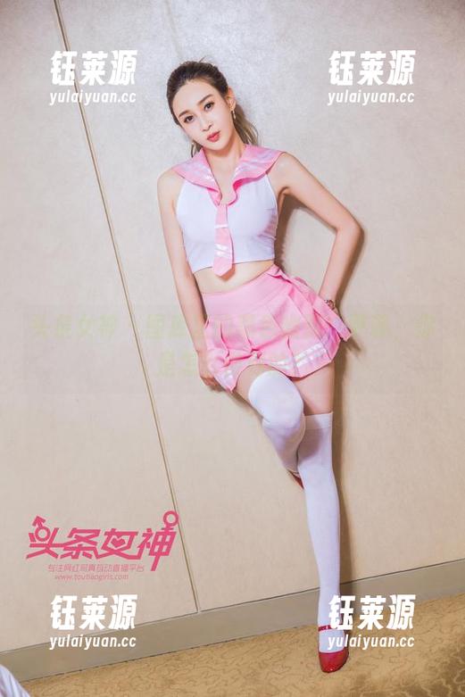 头条女神 - 图库里的黑色幽默：尹菲，你是怎么做到的？