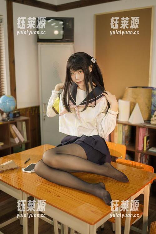 安食Ajiki校服在线图集：每一张都让人怀念旧时光