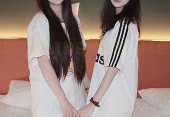小众视觉 – 小薯条的白裙梦想：私人图库里的美好时光
