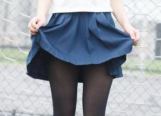 打破沉闷，少女秩序白丝游戏少女图集，分享一下心中的骚动。