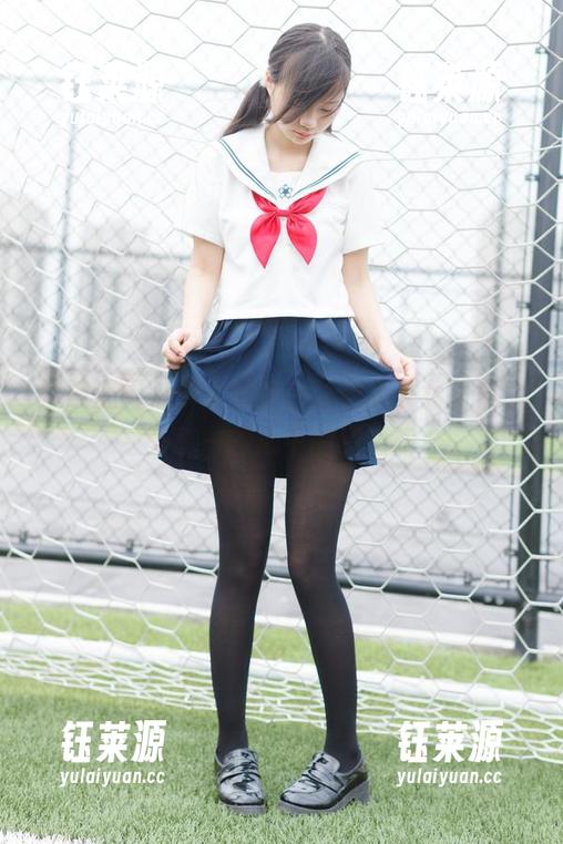 打破沉闷，少女秩序白丝游戏少女图集，分享一下心中的骚动。
