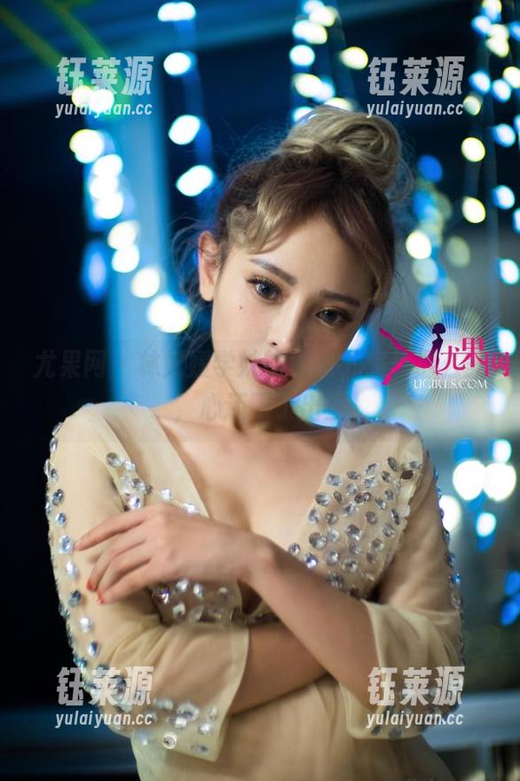 尤果网-林妃媛 尤果网 - 林妃媛学妹的原图,照片那么美,心还飞了出去