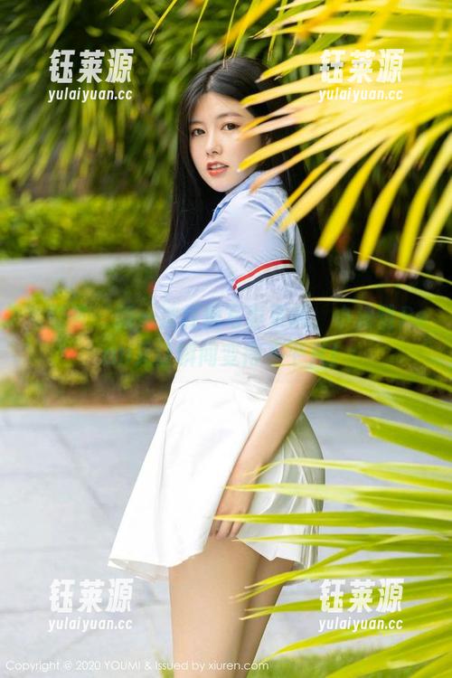 尤蜜荟 - 新一波红裙写真更新，小海臀Rean又让瞬间变得不平凡！