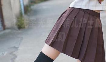 尤蜜荟 – 在无圣光里，菲儿护士的写真如梦似幻