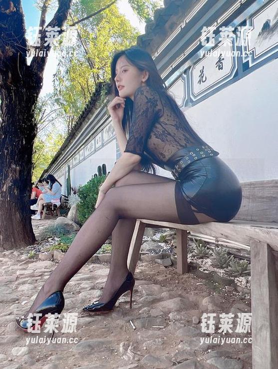 就是阿朱啊 微密圈 - 在线资源抢鲜探秘:就是阿朱啊的双马尾能撩到你吗?