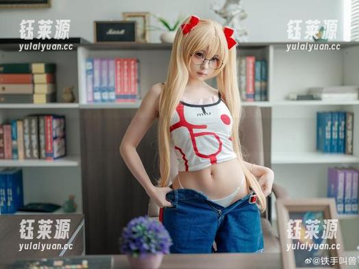 探索幼水铃衣的学妹传说：奇特的合集与作品