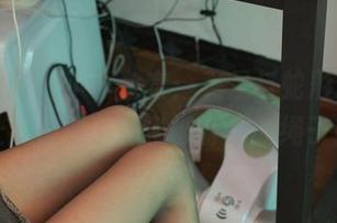 异思趣向 – 小小全套：美足与蛇形凉鞋，让我想到了那条被打结的绳子！
