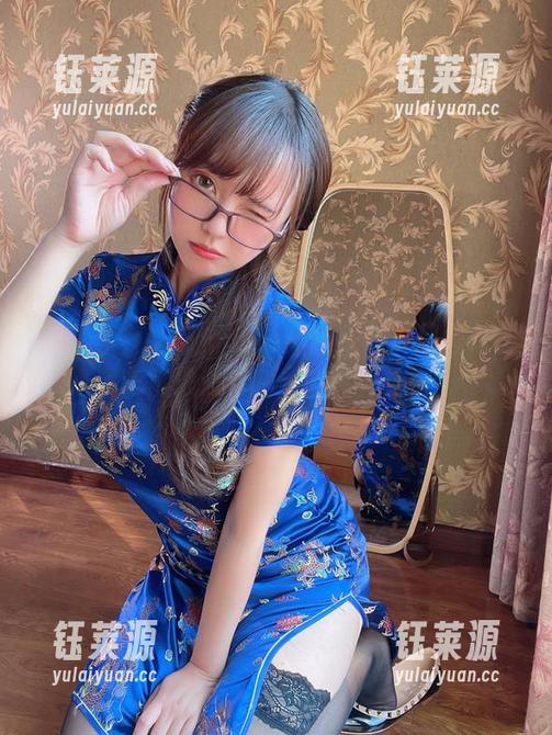 微密圈 - 张思允nice最新作品：烈焰玫瑰房车，浪漫与刺激的完美结合！