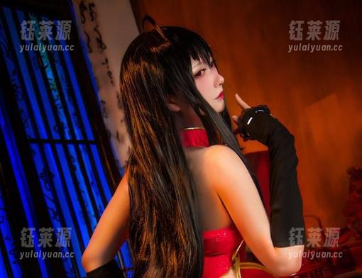 念念_D的修女写真集更新中，竟然有那么多不羁的光影！