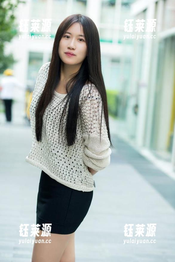 推女郎-易阳 推女郎 - 蓦然回首,易阳学姐的全套写真让人不知不觉沉醉其中。