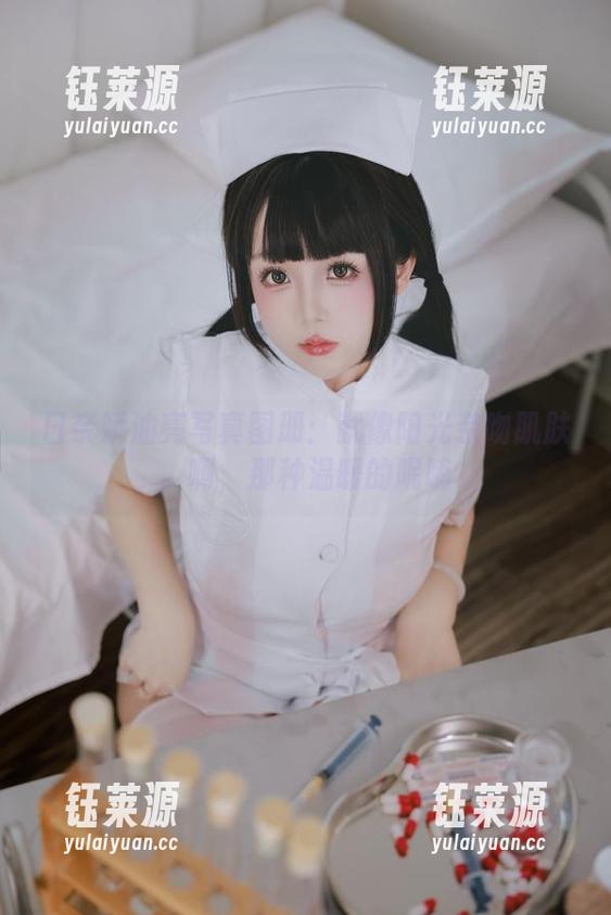 日奈娇油亮写真图册：就像阳光亲吻肌肤，啊，那种温暖的呢喃